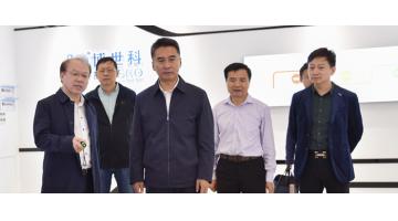 自治區(qū)政協(xié)副主席、廣西大學(xué)黨委書記王乃學(xué)蒞臨博世科調(diào)研